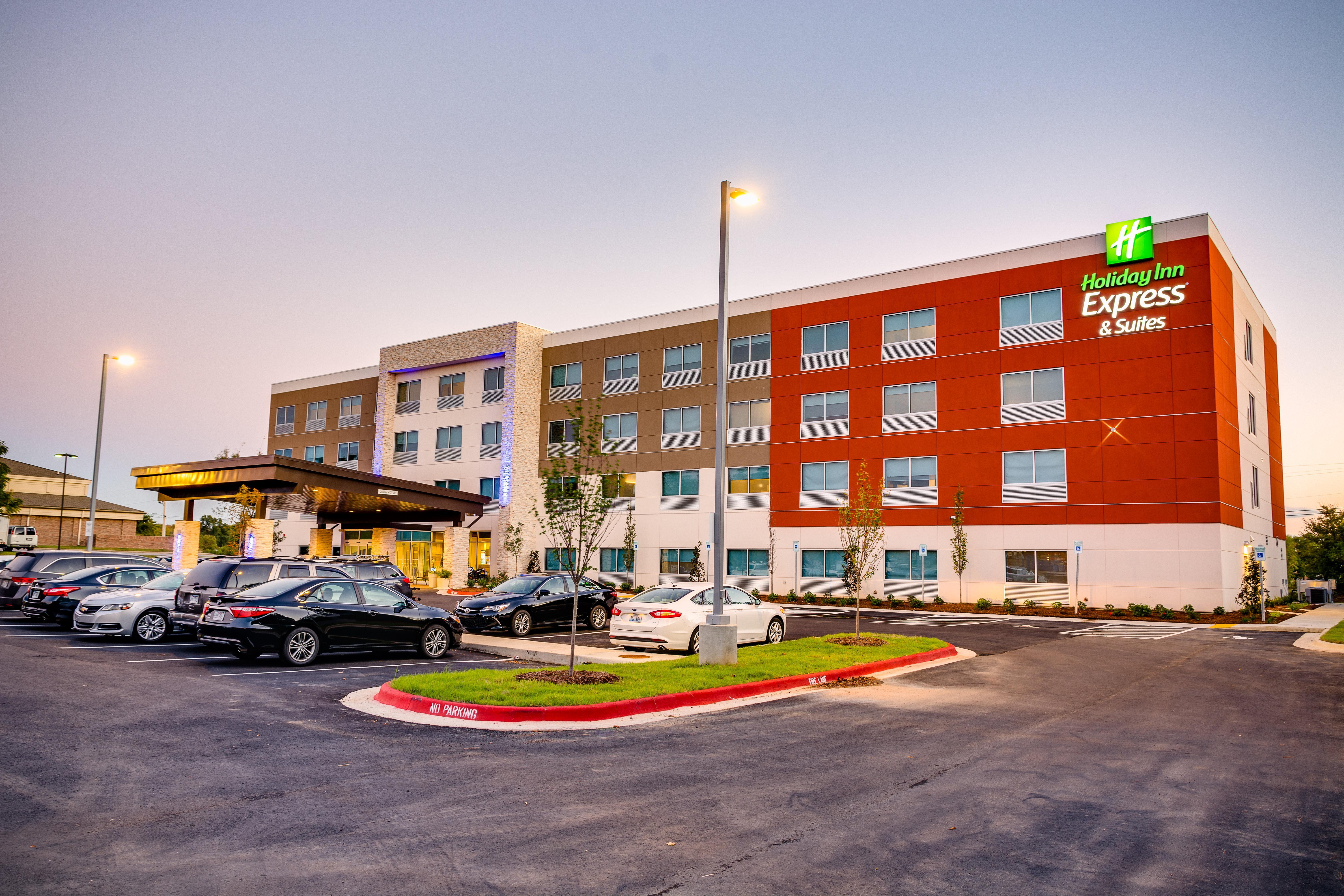 Holiday Inn Express & Suites Russellville By Ihg Экстерьер фото